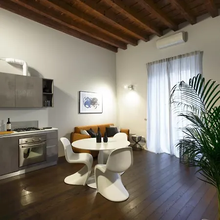 Апартаменти La Terrazza 62